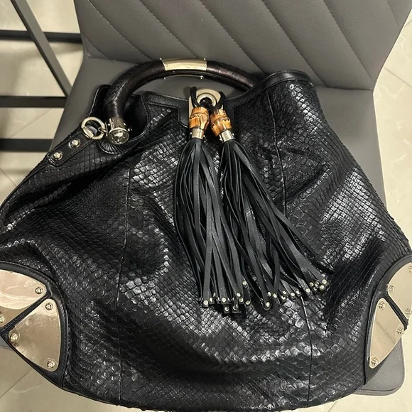 Gucci Black Python-Embossed Leather Bamboo Tassel Hobo Bag with Gold Corners - Picture 6 of 8